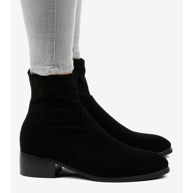 Svarta platta damisolerade stövlar CN877 2