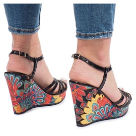 Svarta sandaler på kilen Ibrahim 1