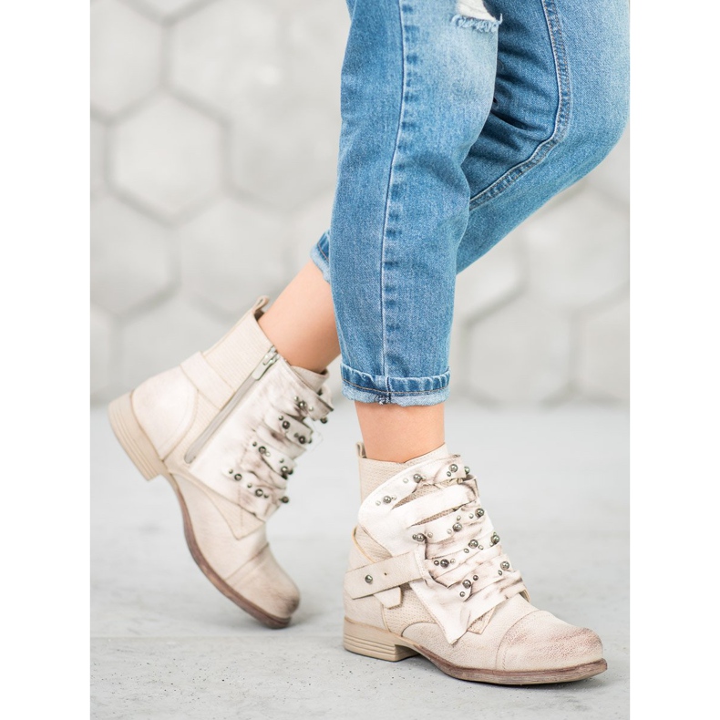 SDS Beige arbetare 1