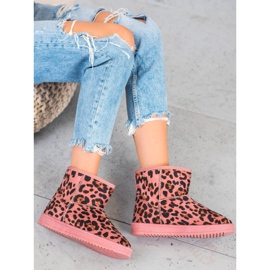 SDS Rosa Mukluki i prickar 2