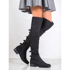 Forever Folie Mockaskinnmusketer med rosetter svart 1