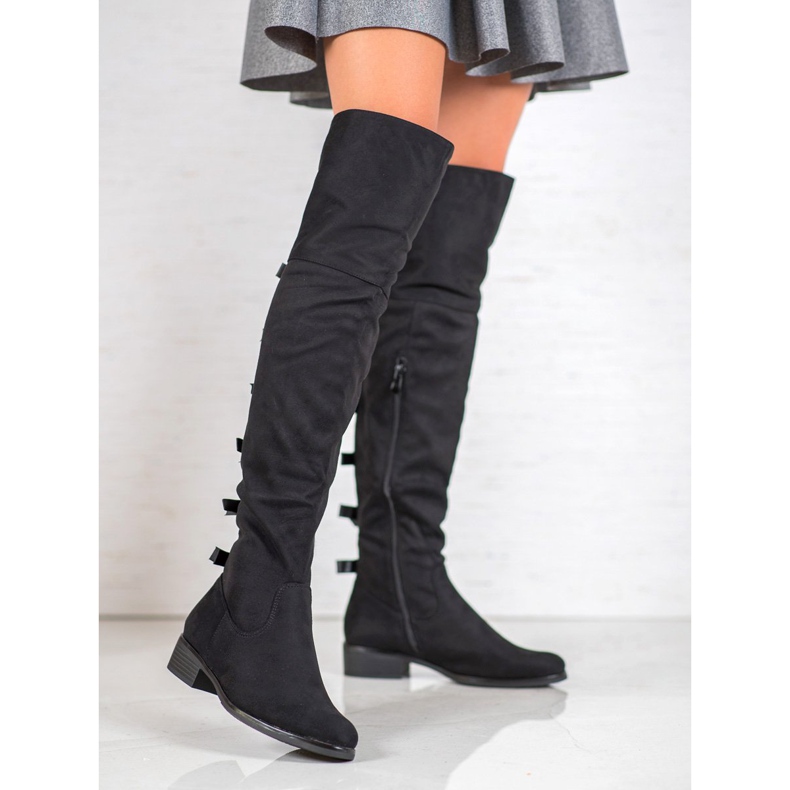 Forever Folie Mockaskinnmusketer med rosetter svart 2