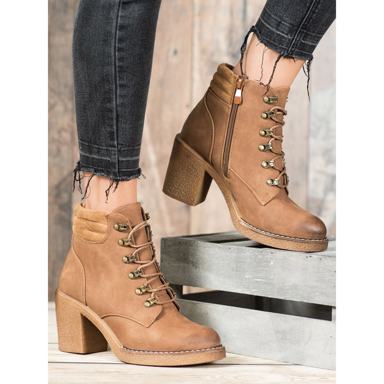 Queen Vivi Snörskor med ekoläder brun 1