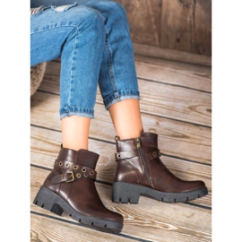 SHELOVET Bruna arbetare 1