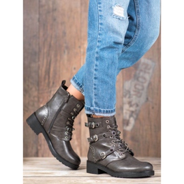 Cm Paris Grå arbetare med pärlor 2