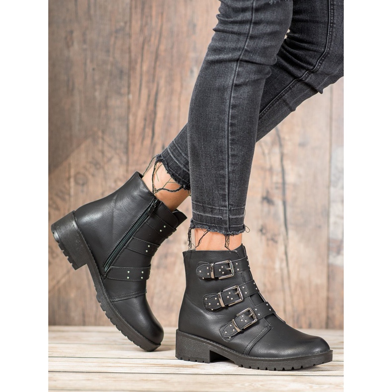 J. Star Svarta arbetare med spännen 1