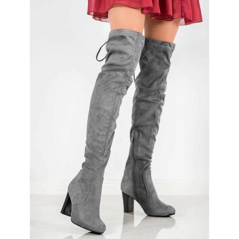 Vesuvio Grå stövlar på stolpen 2