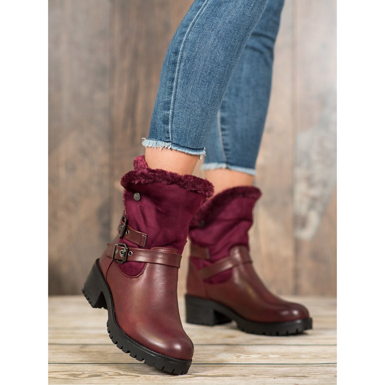 Marquiz Varma arbetare med päls röd 1