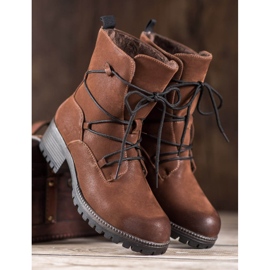 Kylie Idrottsarbetare brun 2