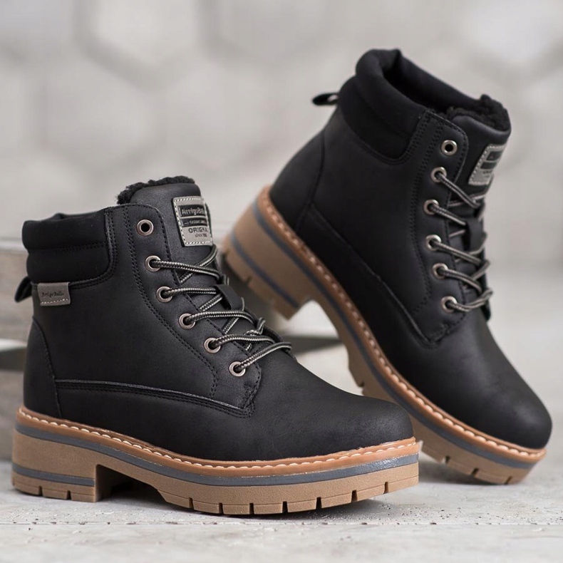 Arrigo Bello Varma vandringsskor svart 2