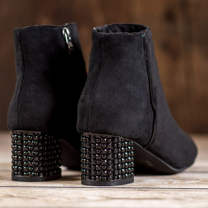 SHELOVET Stövlar med dekorativ häl svart 1