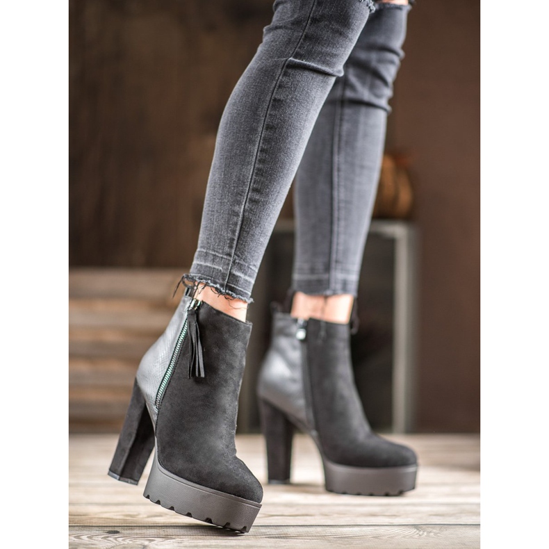 Weide Varma stövlar på plattformen svart 1