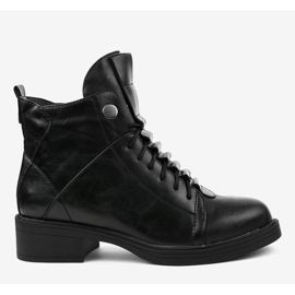 Svarta plattisolerade stövlar CR-3366 2