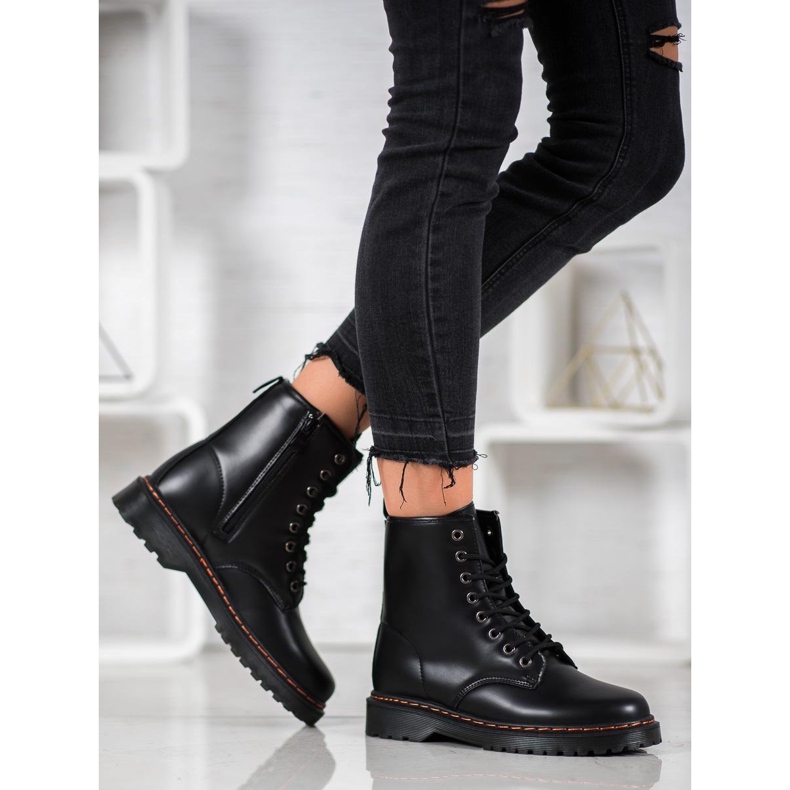 SHELOVET Svarta arbetare med ekoläder 1