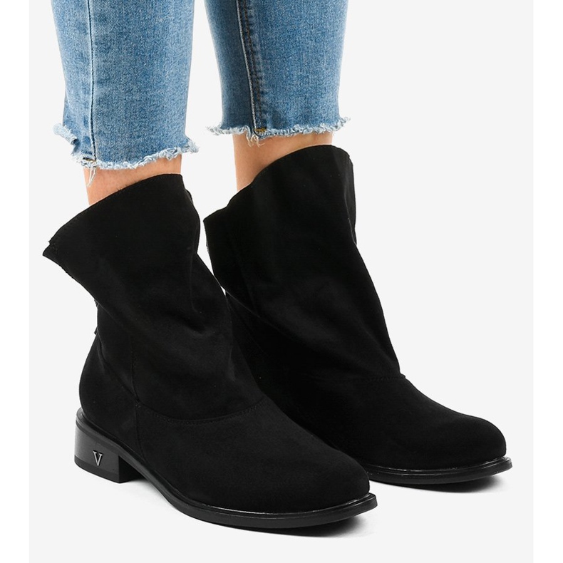 Svarta plattisolerade stövlar 6672-6 1