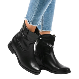 Svarta isolerade cowboystövlar G-7607 1