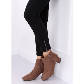 Beige högklackade stövlar K1825116 Taupe 1