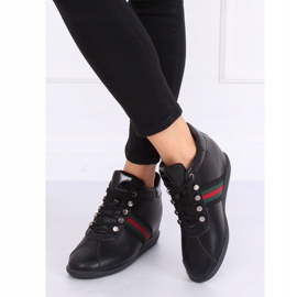 Svarta skor på en dold kil K1833909 Negro 2