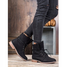 Queentina Snygga Trappers svart 1