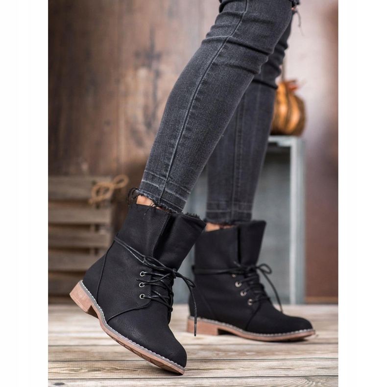 Queentina Snygga Trappers svart 2