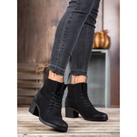 Snörskor på VINCEZA-stolpen svart 1