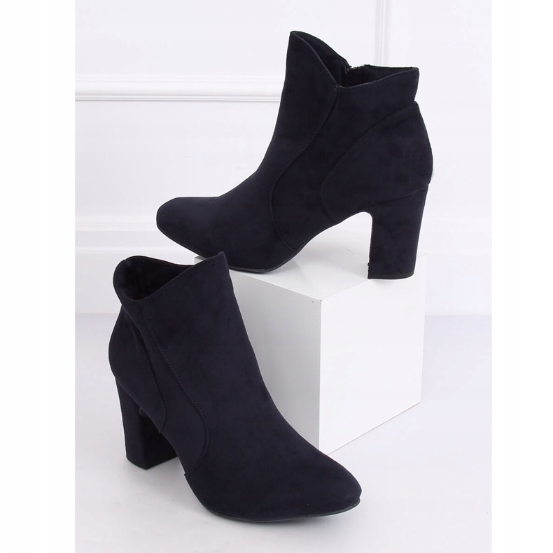 Marinblå högklackade stövlar K1809810 Marino 2