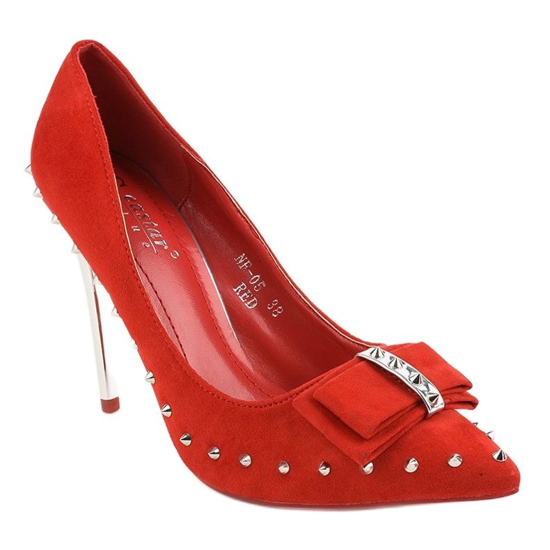 Röda pumpar på NF-05 hälen 1