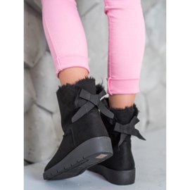 SHELOVET Svart Mukluki på plattformen 1