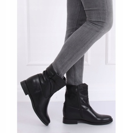 Svartkorniga stövlar på en dold kil G-7607 Svart gul 1