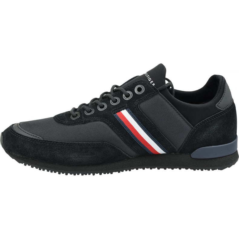 Tommy Hilfiger Iconic Sock Runner M FM0FM02409 990 svart 1