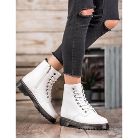 SHELOVET Vita arbetare med ekoläder 1