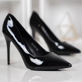 SHELOVET Lackerade pumpar svart 1