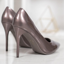 SHELOVET Lackerade pumpar grå 1