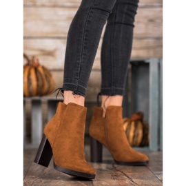 Super Me Trendiga stövlar i mocka brun 1