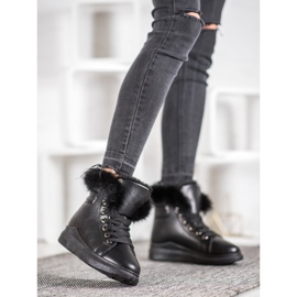 SHELOVET A07b-b svart 1