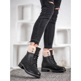 SHELOVET Fångare med fårskinn svart 1