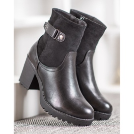 J. Star Varma stövlar på stolpen svart 2