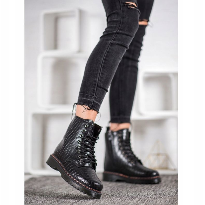 SHELOVET Svarta arbetare med ekoläder 1