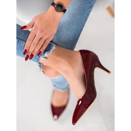 Small Swan Bekväma lackerade pumpar röd 1