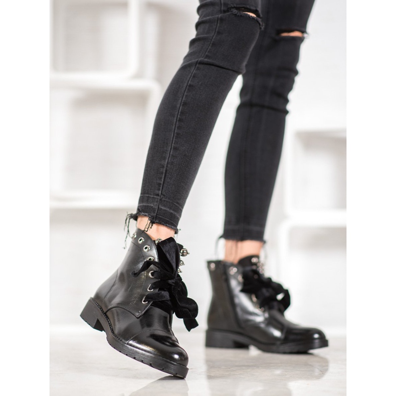 Bella Paris Stövlar med en dekorativ rosett svart 1