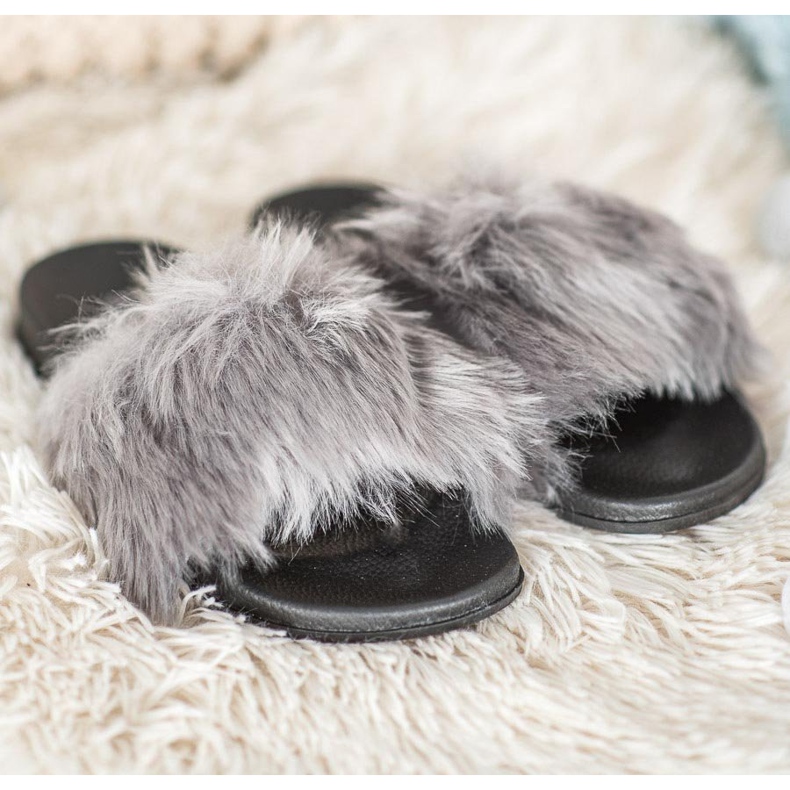 SHELOVET Snygga tofflor grå 1