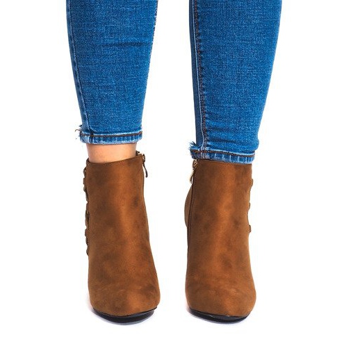 Suede Booties On A Post BS063 Camel brun 1