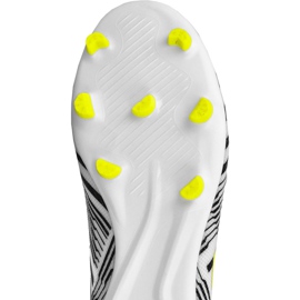 Adidas Nemeziz 17.3 Fg M S80599 fotbollsskor mångfärgad vit 1