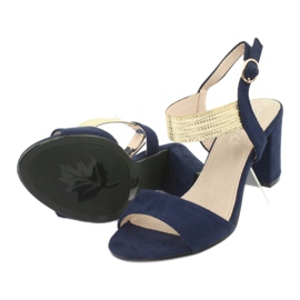 Sandaler på stolpen av Filippo DS817 marinblå / guld 5