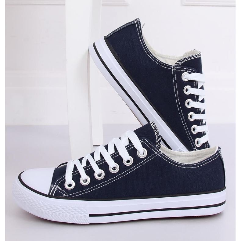 Marinblå klassiska sneakers för kvinnor 7050Y Dk Blue 2