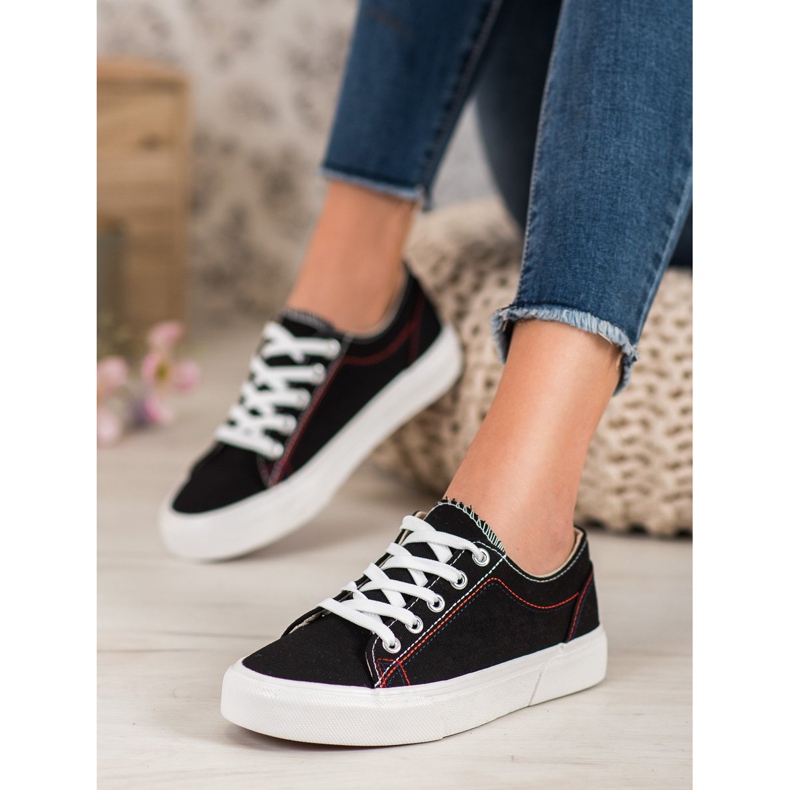 Kylie Svarta sneakers 2