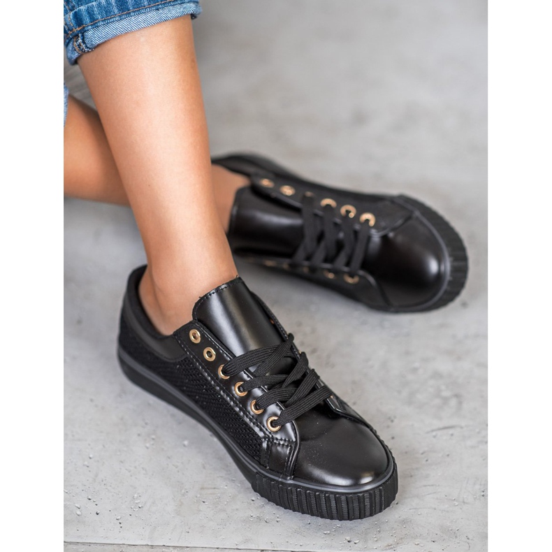 Muto Svarta sneakers med mesh 2