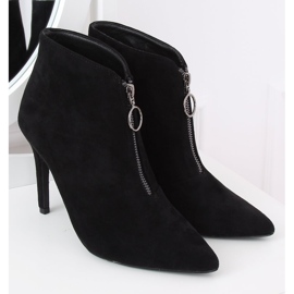 Svarta stövlar på en nål svart A3-029 Svart 2