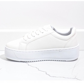 Vita sneakers på plattformen 798 1