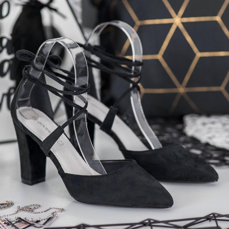 Goodin Bundna pumpar svart 1